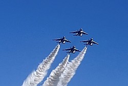 入間基地　航空祭　ブルーインパルス　T-4　自衛隊　航空自衛隊　BLUE INPULSE