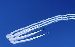 入間基地　航空祭　ブルーインパルス　T-4　自衛隊　航空自衛隊　BLUE INPULSE