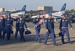 入間基地　航空祭　ブルーインパルス　T-4　自衛隊　航空自衛隊　BLUE INPULSE