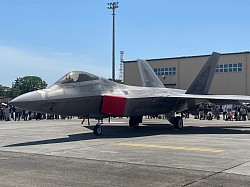 F-22