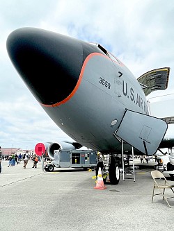 KC-135