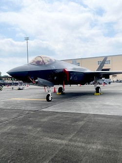 F-35 19-5494 354 FW